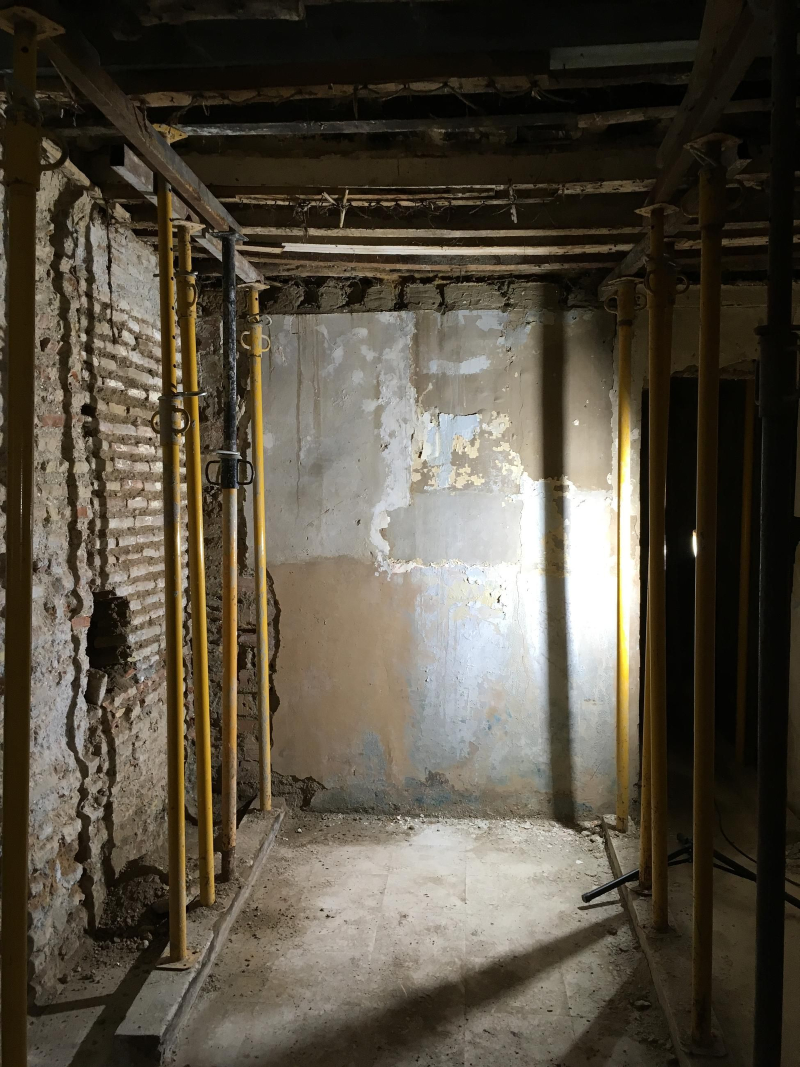 Descubre el interior del Hotel Reuma de Granada: así está el edificio que se convertirá en centro de interpretación de la Alhambra