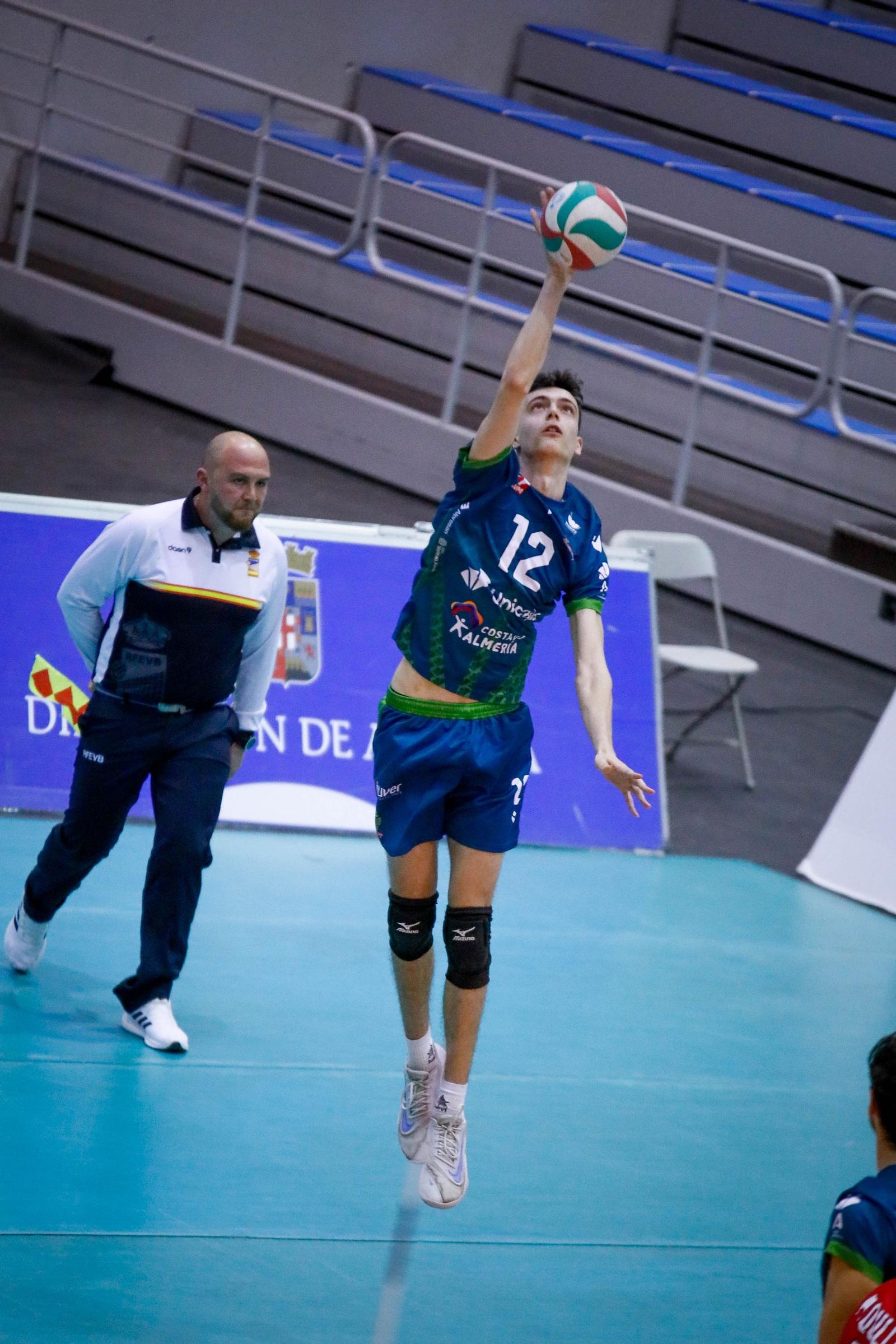 Las imágenes del Unicaja Costa de Almería-Leleman Conqueridor, primer partido del play off por el título de Superliga en Almería