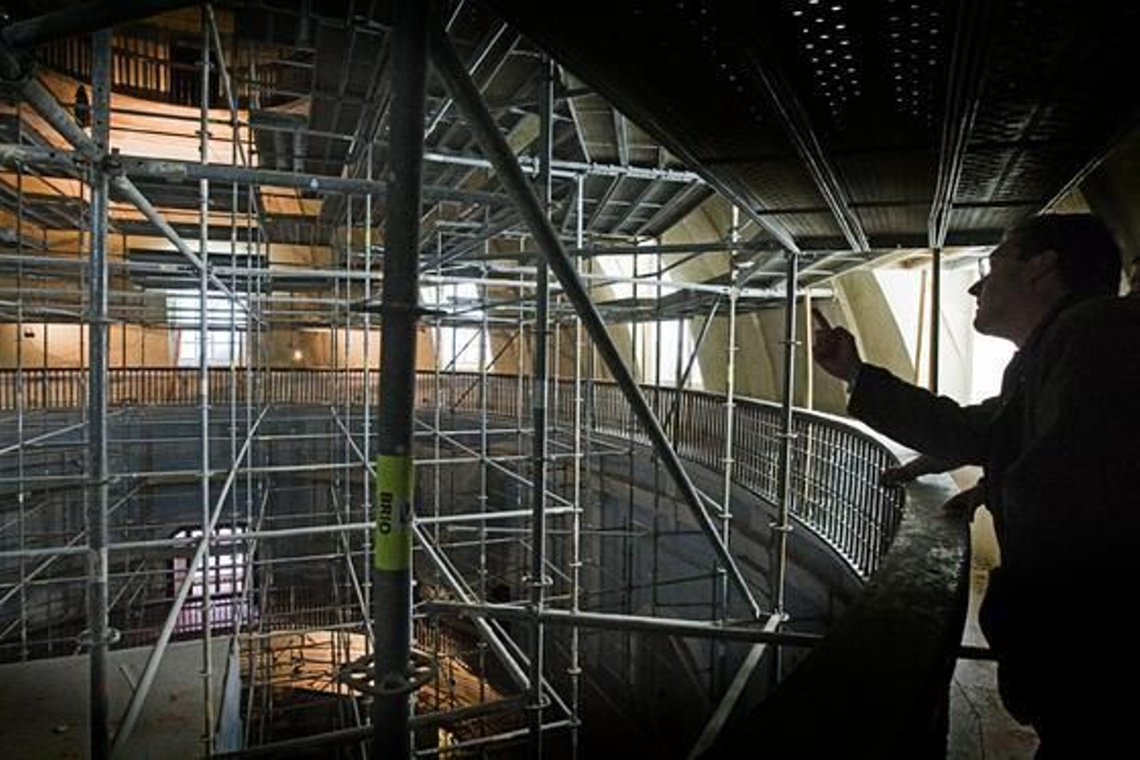 Aparecen nuevos frescos en los trabajos de rehabilitación del Oratorio de San Felipe Neri. 

Foto: Julio Gonzalez