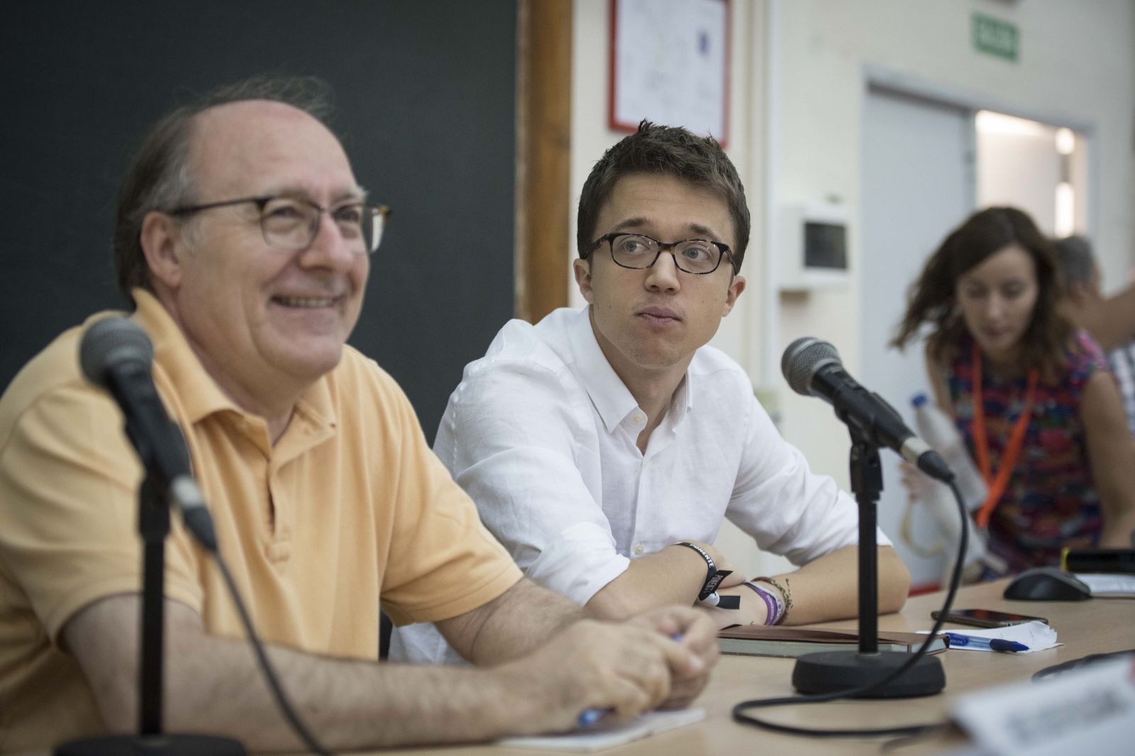 El catedrático de Filosofía, José María Villacañas, junto al secretario de Análisis Estratégico y Cambio Político de Podemos, Íñigo Errejón.