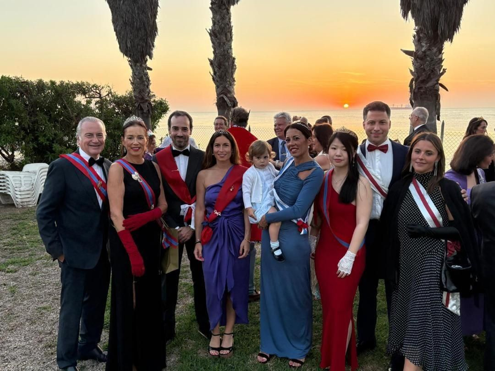 Manuel Cueli, Miriam Bustillo, José Egaña, Paula y Miriam Ruiz Bustillo, Paulita Herce, Elizabet Cueli, Cayetano Ruiz Bustillo y Cristina Ramos. Manuel Cueli, Miriam Bustillo, José Egaña, Paula y Miriam Ruiz Bustillo, Paulita Herce, Elizabet Cueli, Cayetano Ruiz Bustillo y Cristina Ramos.