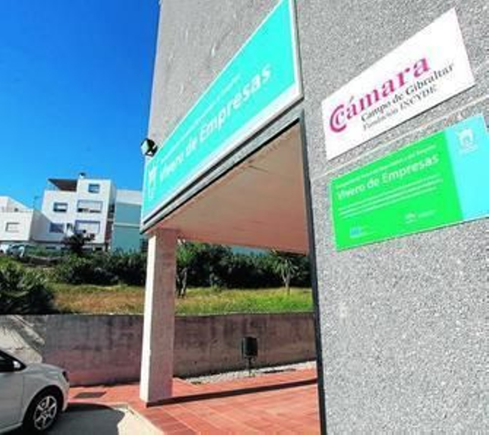 Entrada al vivero de empresas.