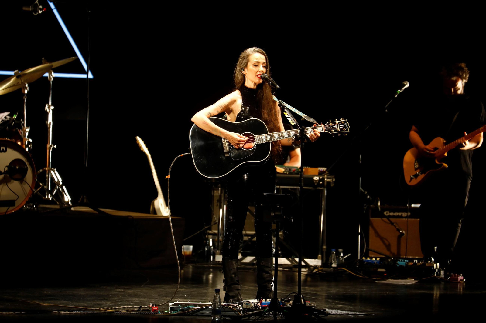 Las mejores imágenes del concierto de Vega en el Festival de la Guitarra de Córdoba