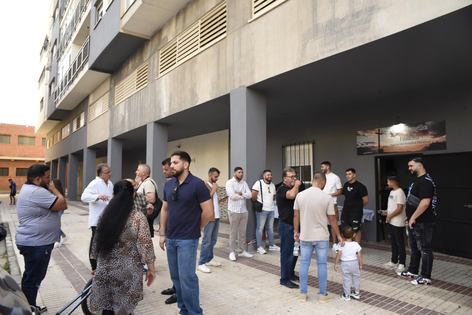 Las fotos de la misa cantada de la iglesia evangélica Ebenezer de La Línea