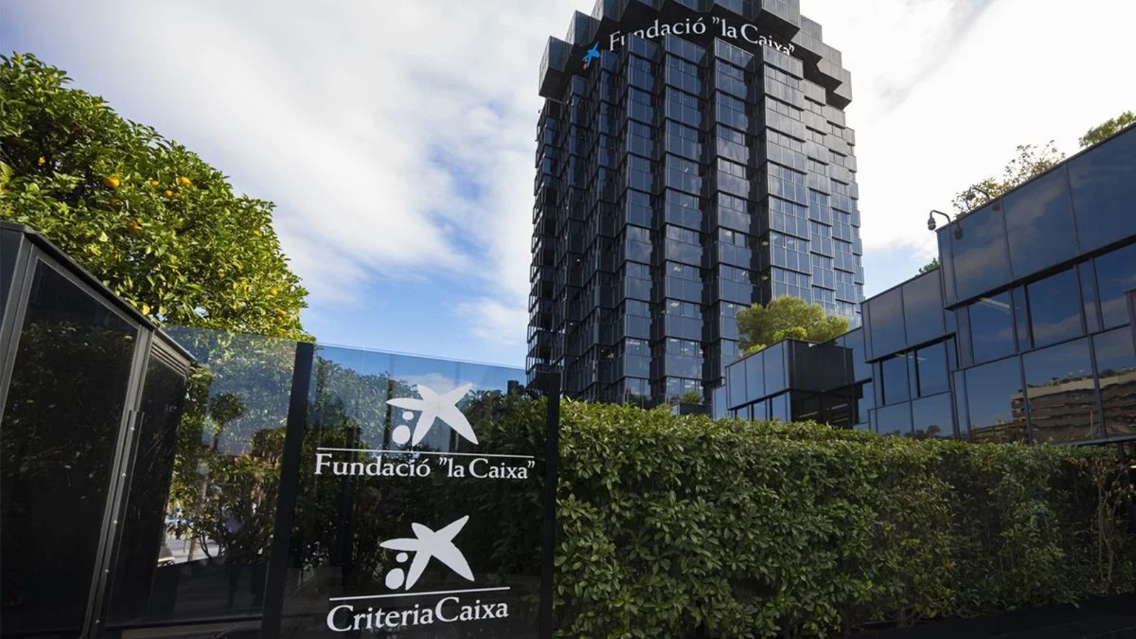 Sede de la Fundación "la Caixa". Sede de la Fundación "la Caixa".