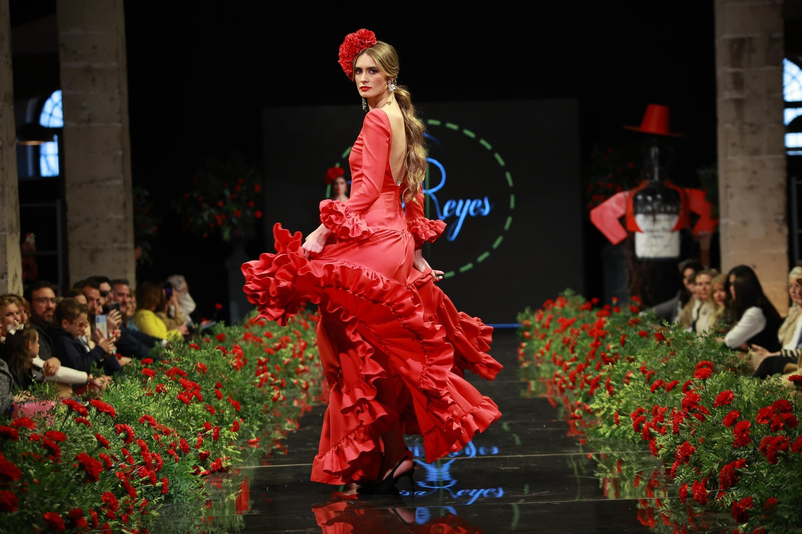 Desfile de Isabel Avedú en la Pasarela Flamenca Jerez Tío Pepe 2023