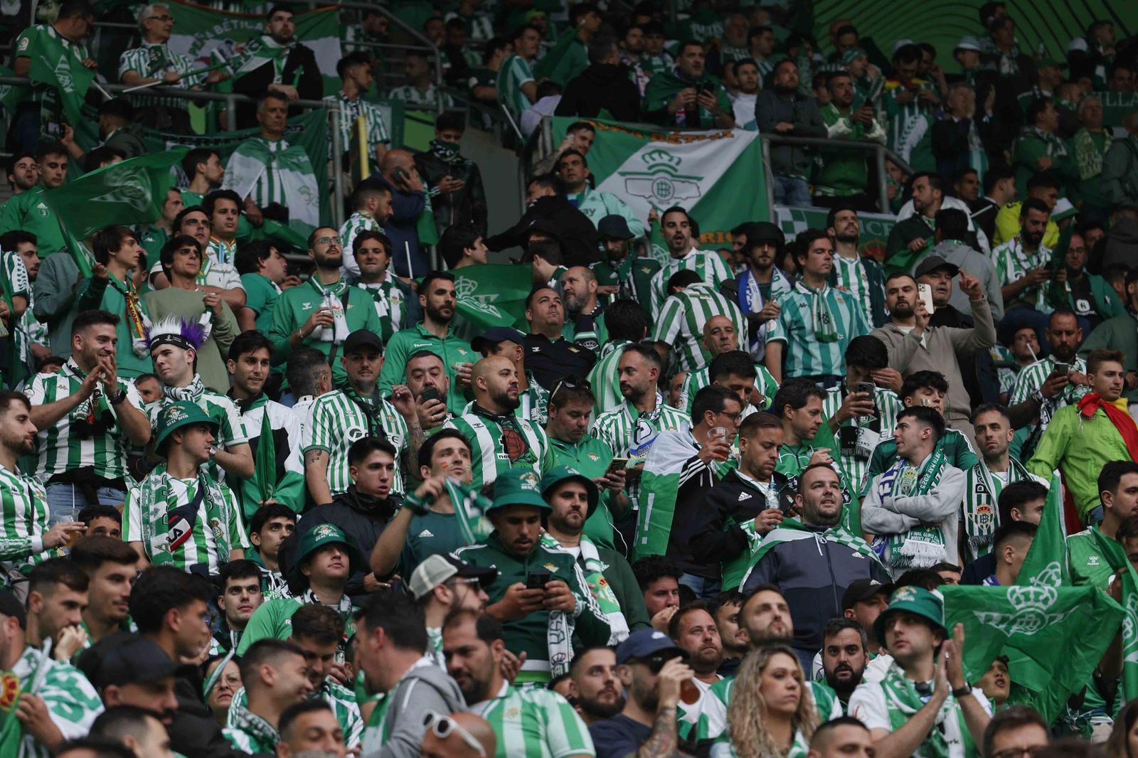La afición del Betis en la final de la Conference League