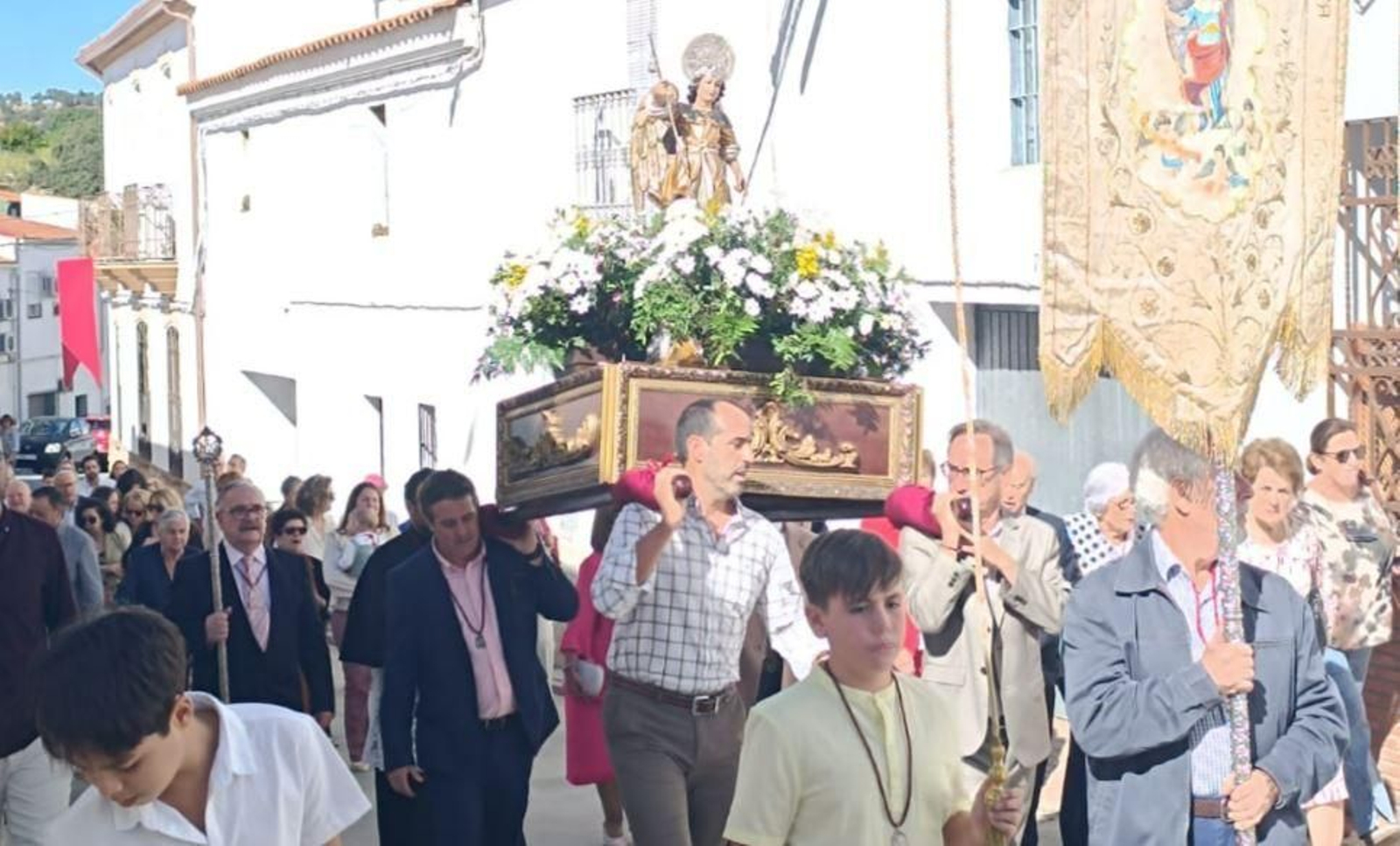San Rafael recorre las calles de Villaharta