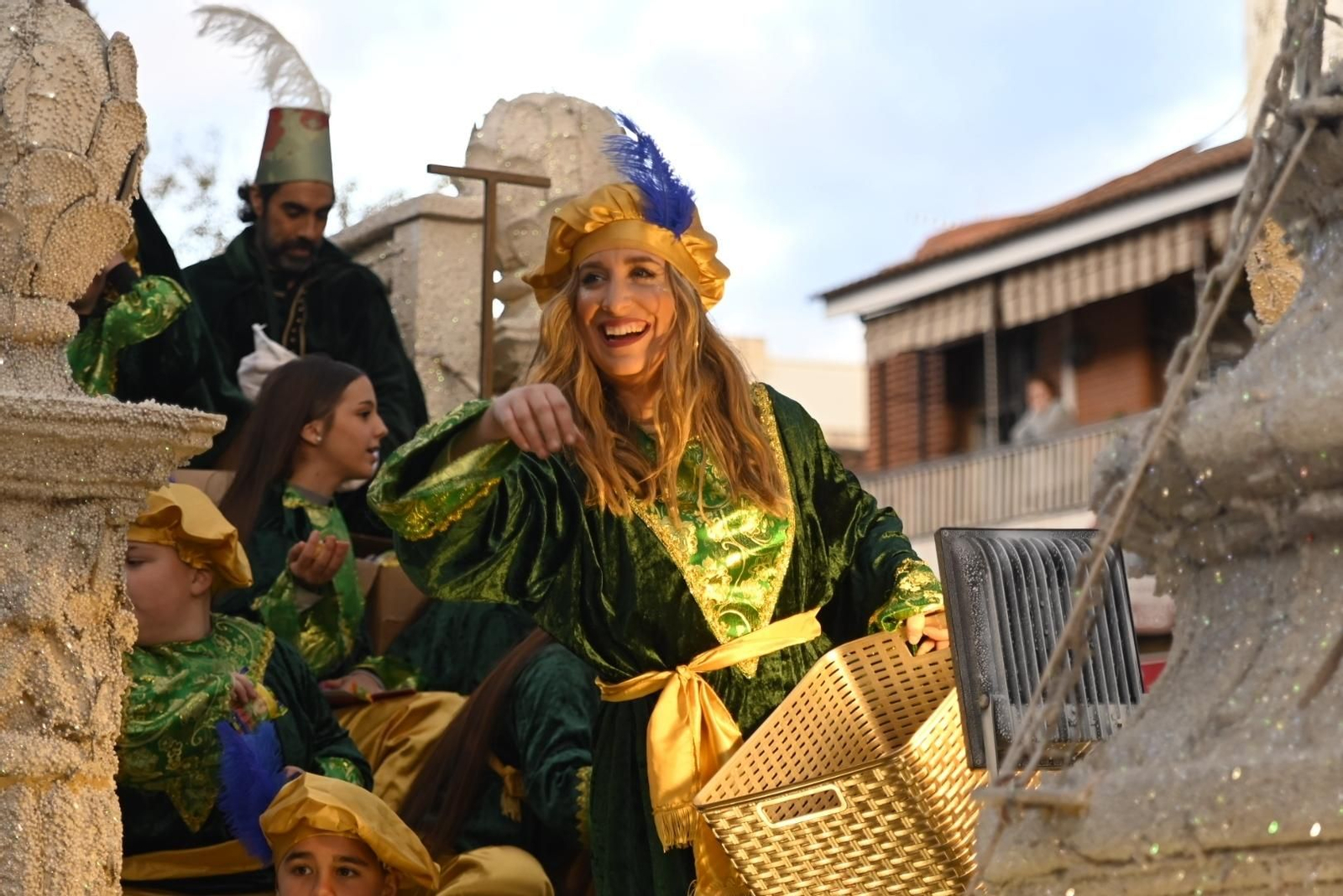 Así son las carrozas y pasacalles de la Cabalgata de Reyes Magos de Córdoba, en imágenes