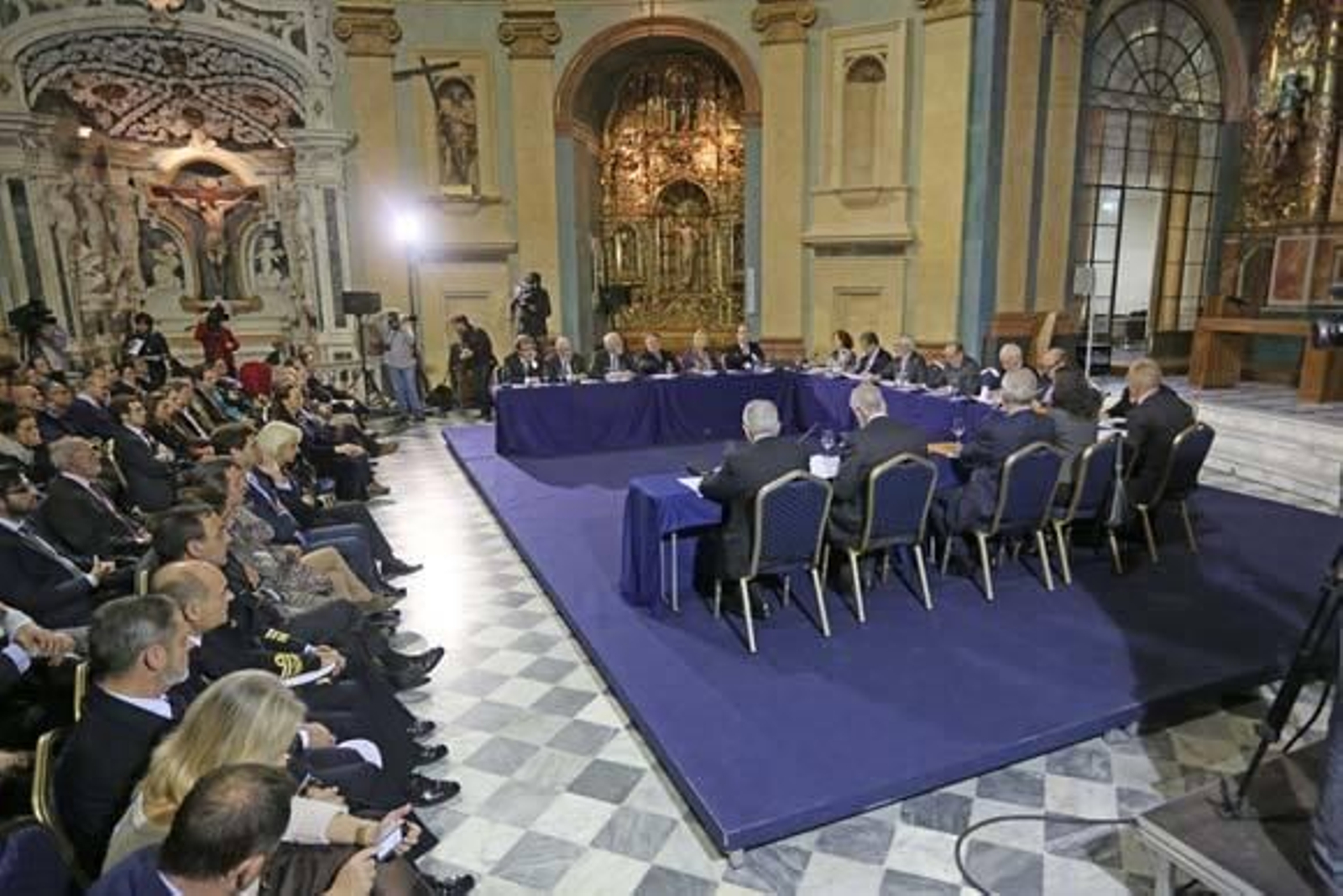 La Real Academia Española se suma a la celebración del Bicentenario
