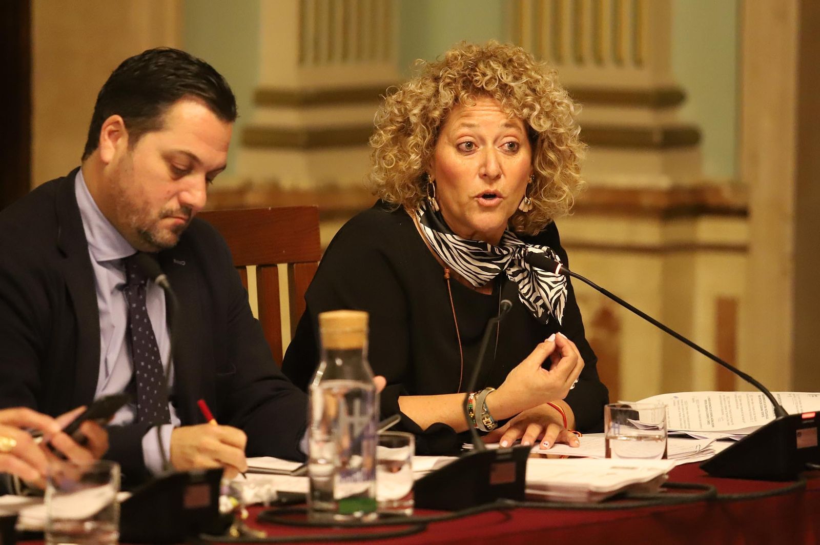 Imágenes del pleno celebrado en el Ayuntamiento de Huelva