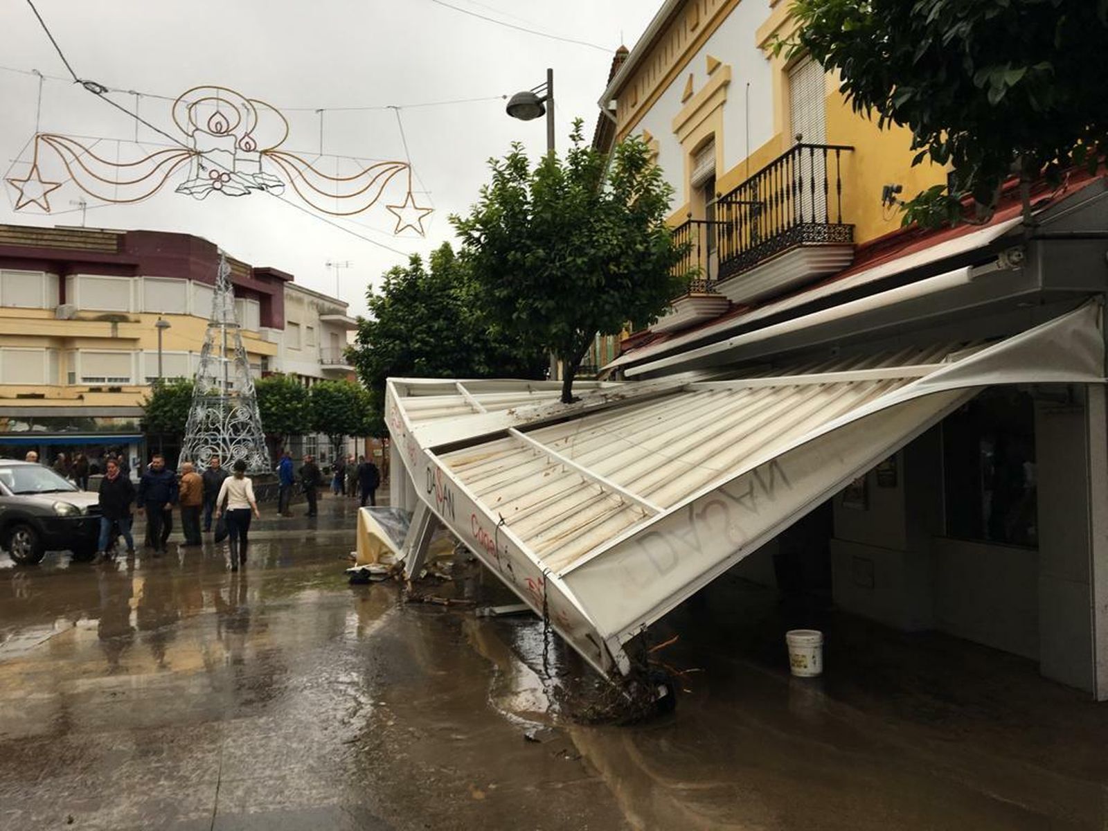 Imágenes de los destrozos que ha provocado el paso de Elsa por el pueblo de Nerva