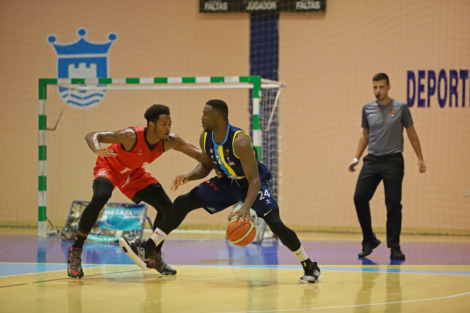 Ejim, en el partido de la primera vuelta entre Udea y Navarra.