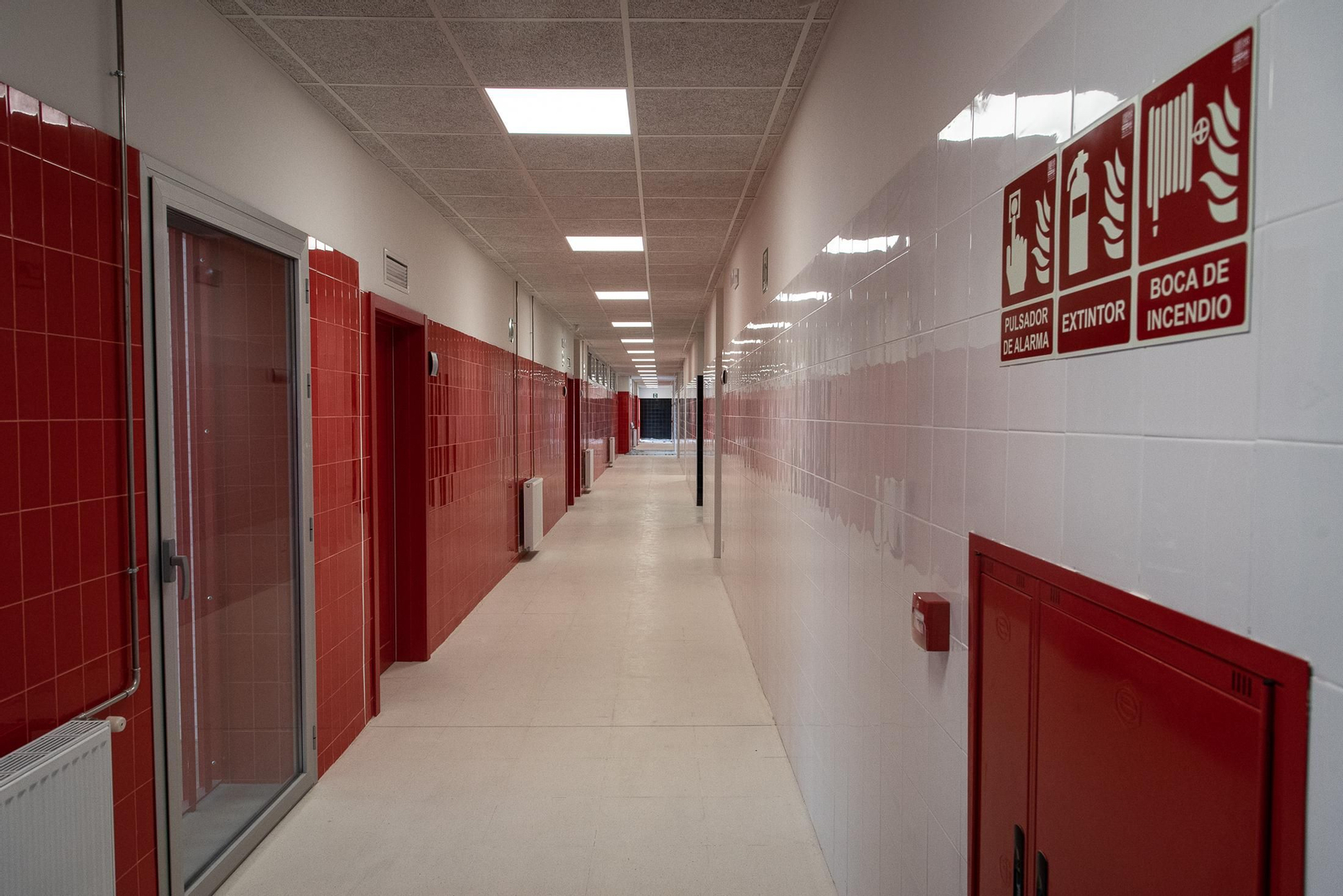 Imágenes de la visita de la Consejera de Desarrollo Educativo y Formación Profesional al nuevo colegio del Ensanche