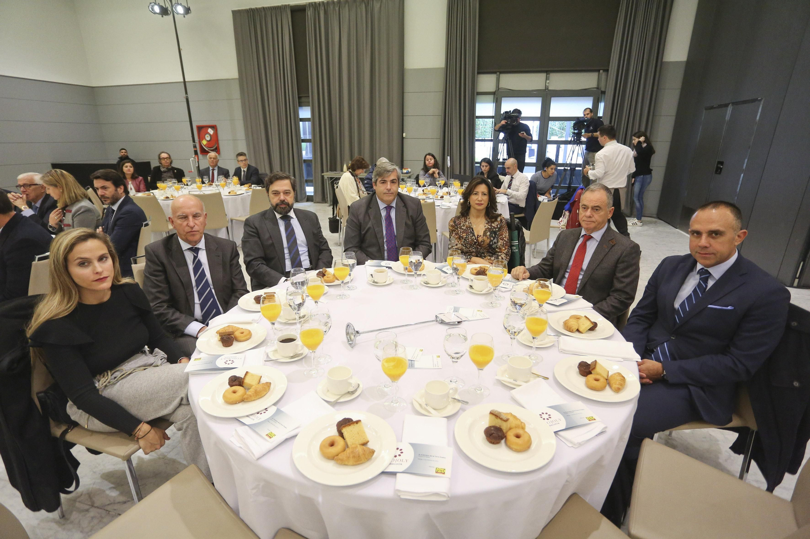 Fotos del Desayuno informativo Grupo Joly con el alcalde de Málaga