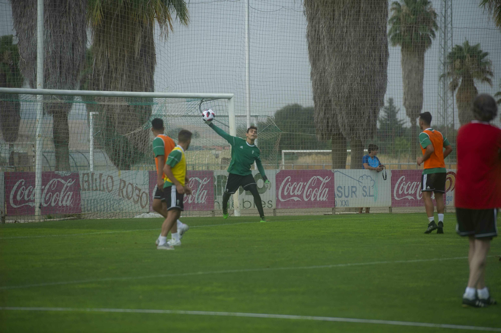 El primer entrenamiento del Córdoba CF, en imágenes