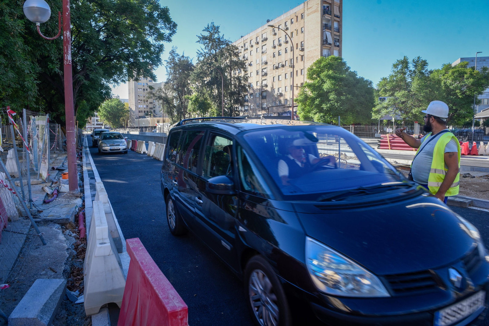 Las imágenes de la reapertura al tráfico de la Avenida Ramón y Cajal