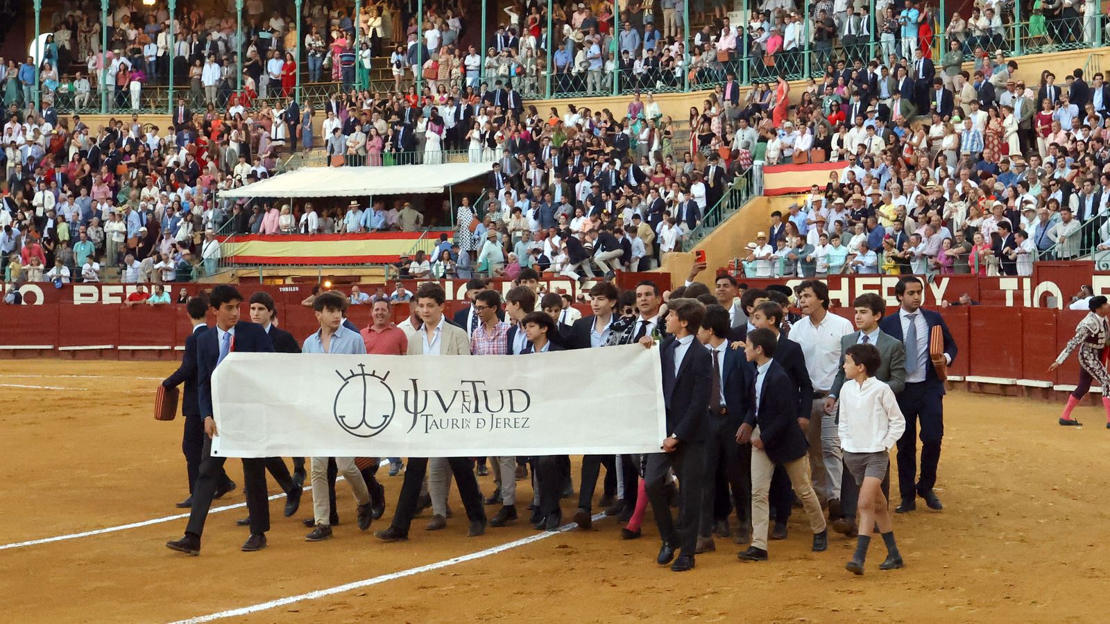 Última tarde de toros de la Feria de Jerez 2024 con Morante, Manzanares y Castella