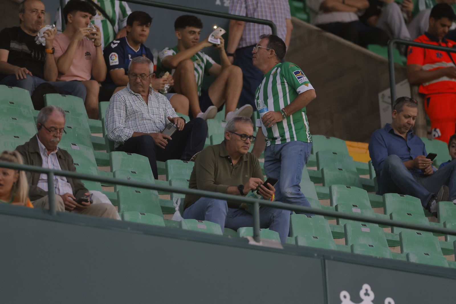 Búscate en las fotos de Betis-Getafe