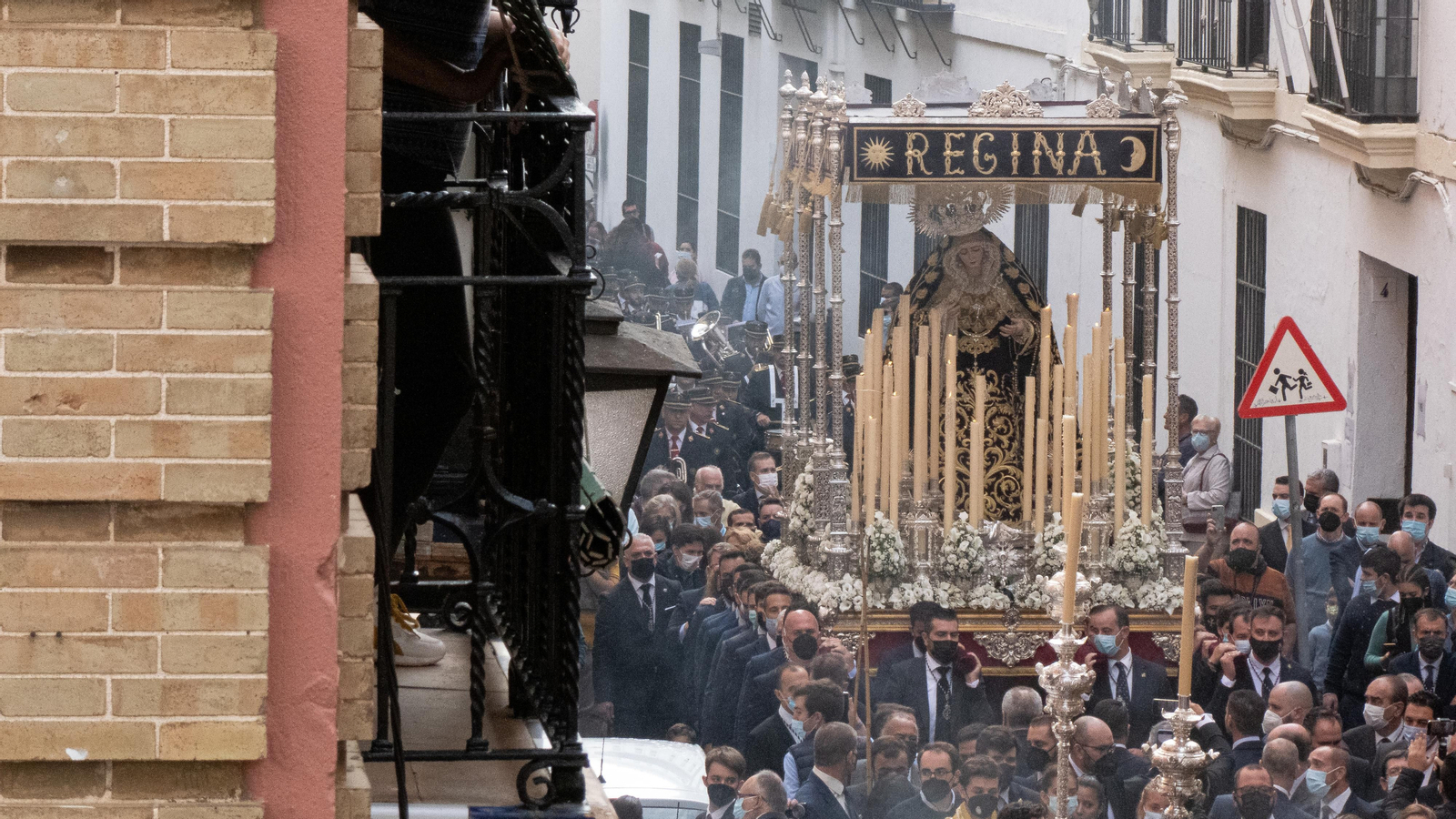 La Virgen del Rosario de Montesión en su rosario de la aurora, en imágenes