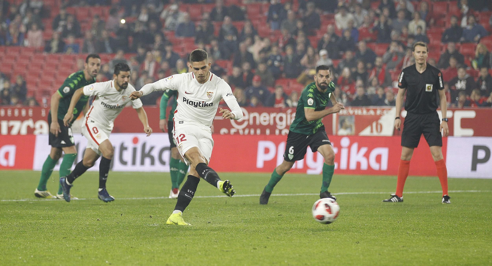 El Sevilla FC-Villanovense, en imágenes