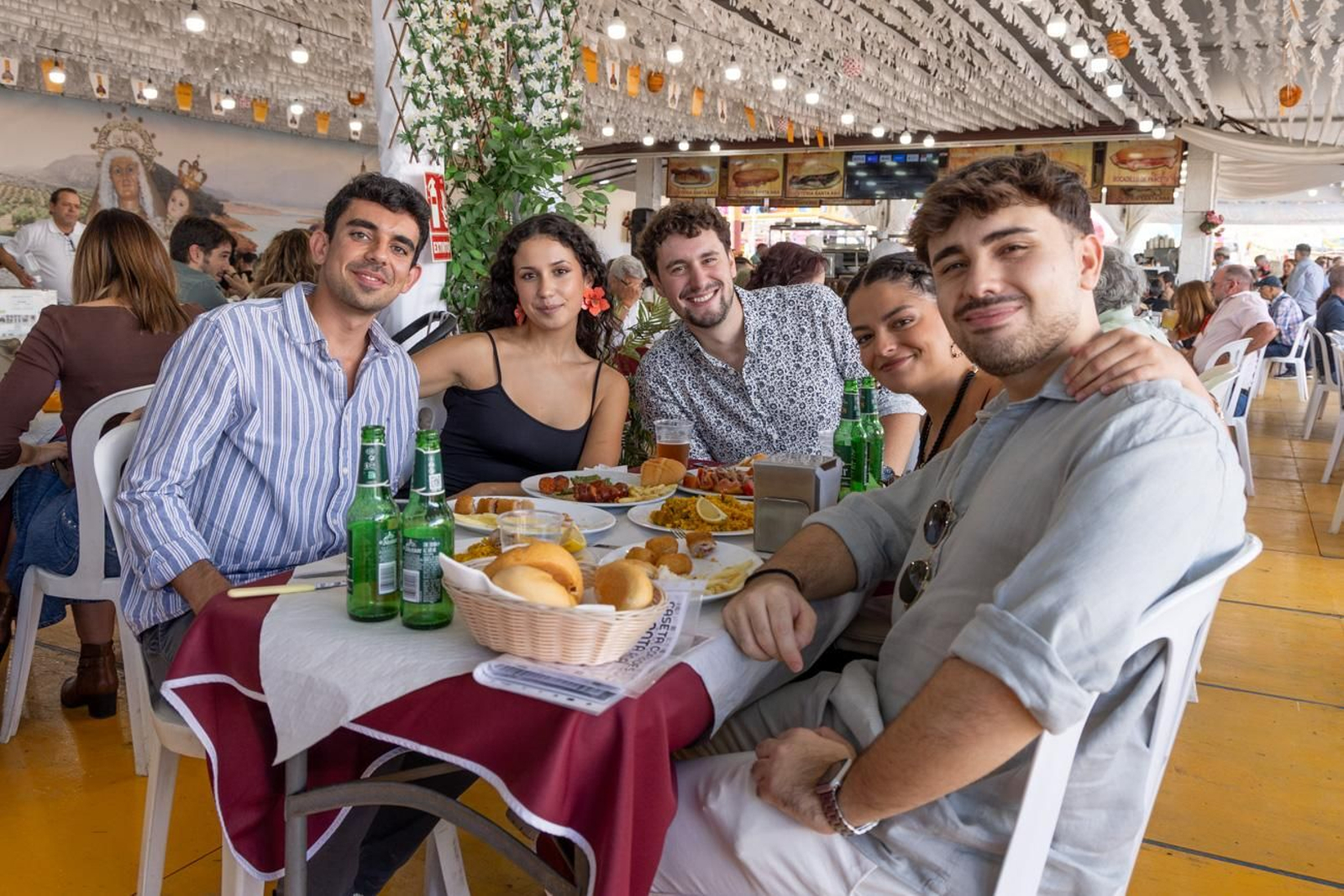 Los jiennenses disfrutan del primer sábado de Feria de San Lucas