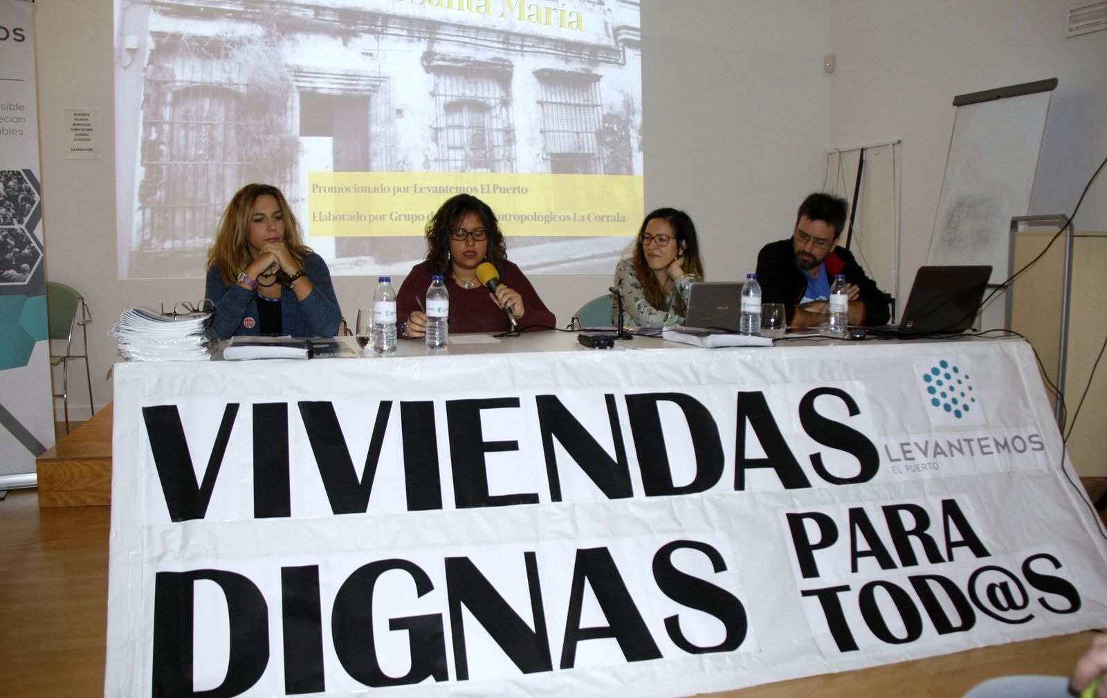 La presentación del estudio sobre infravivienda dado a conocer ayer por el grupo Levantemos.