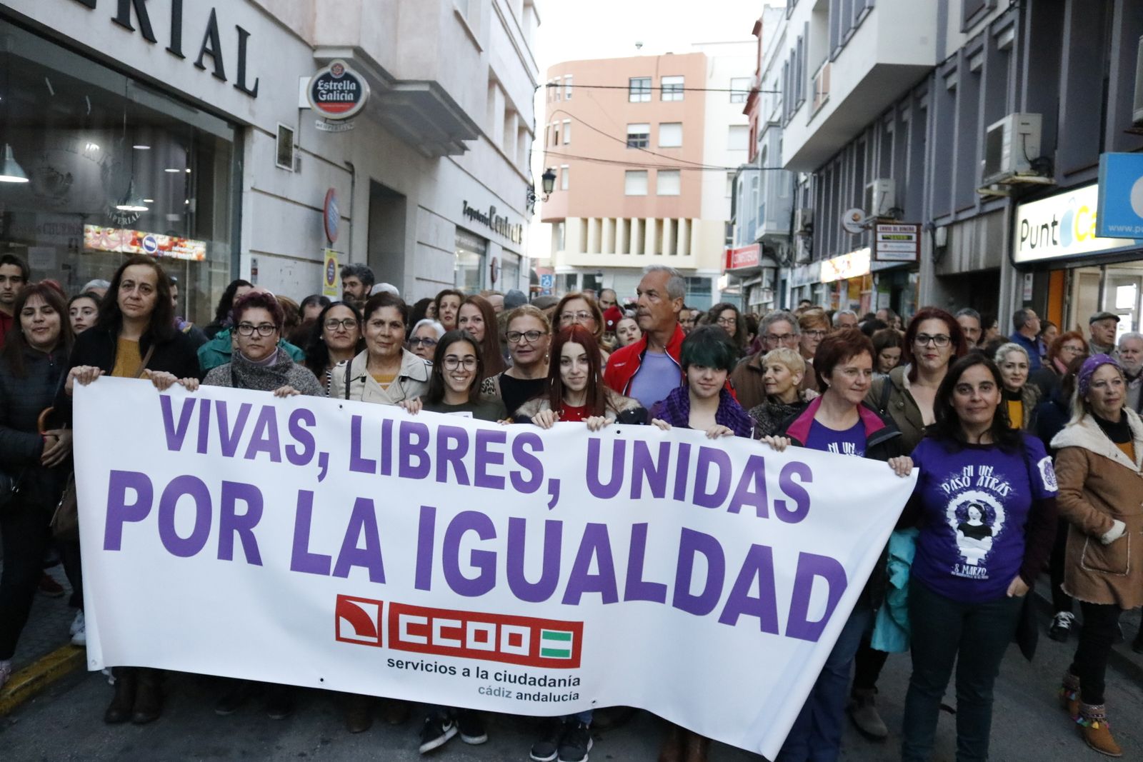 Imágenes de la manifestación por el Día de la Mujer en La Línea