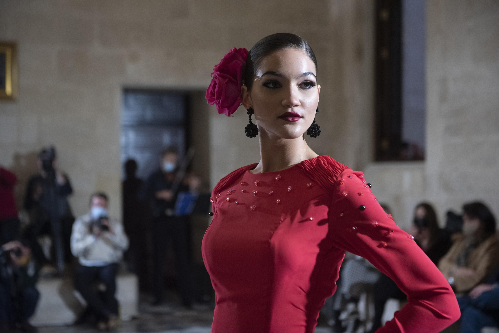 El desfile de moda flamenca Uniqo Qlamenco, en imágenes