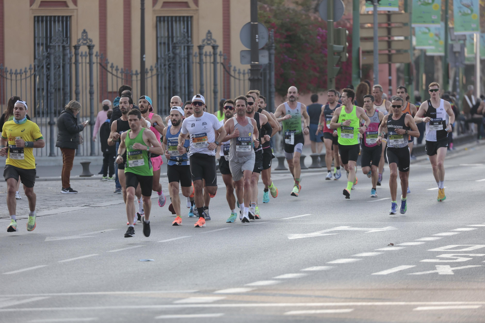 Las imágenes de la Maratón de Sevilla 2022 (12)
