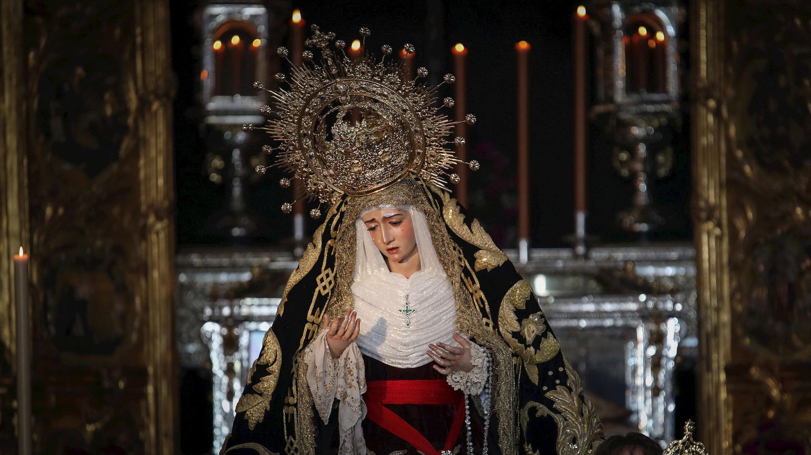 Nuestra Señora de la Piedad en la capilla del Calvario.