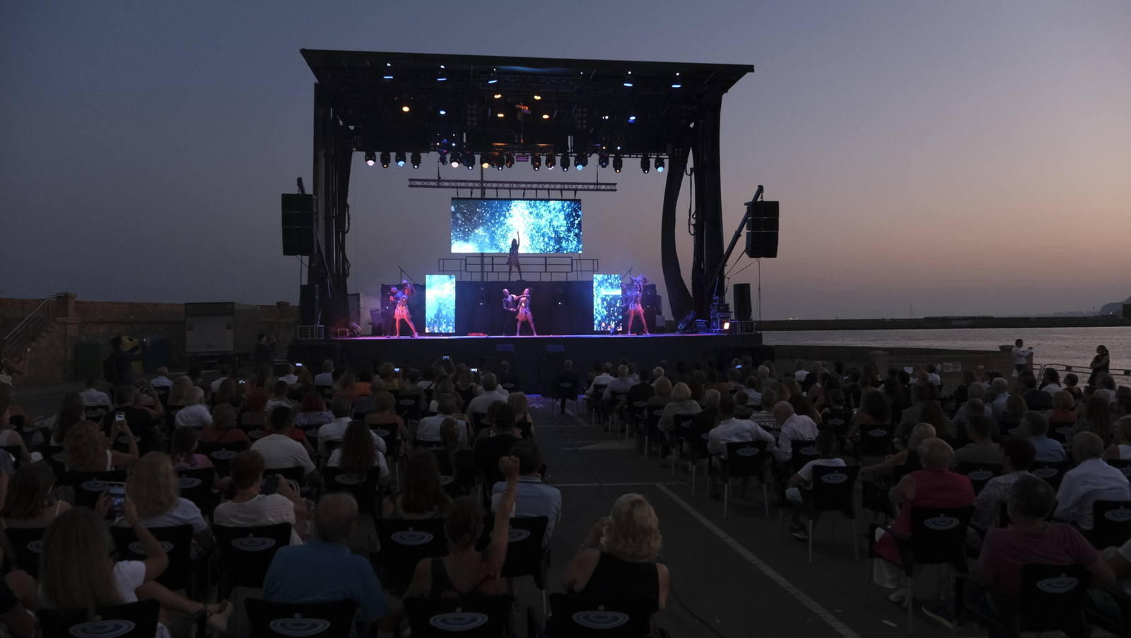 Imágenes del espectáculo 'The Talent' en la Gala XV Aniversario Diario de Almería