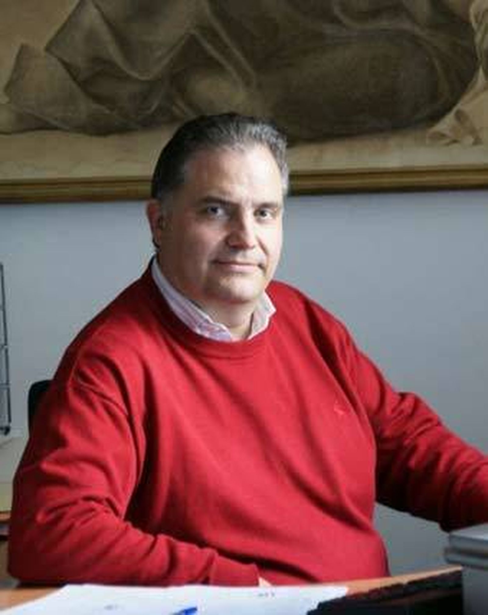 La Junta Superior del Consejo de Cofradías elige a Juan Manuel Calle como autor del cartel de Semana Santa 2011