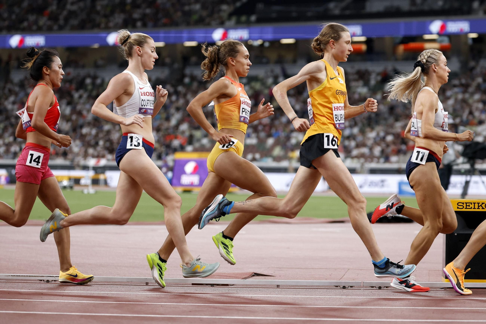 Las fotos del prometedor triunfo de Attaoui y del resto de la jornada del Mundial de Atletismo