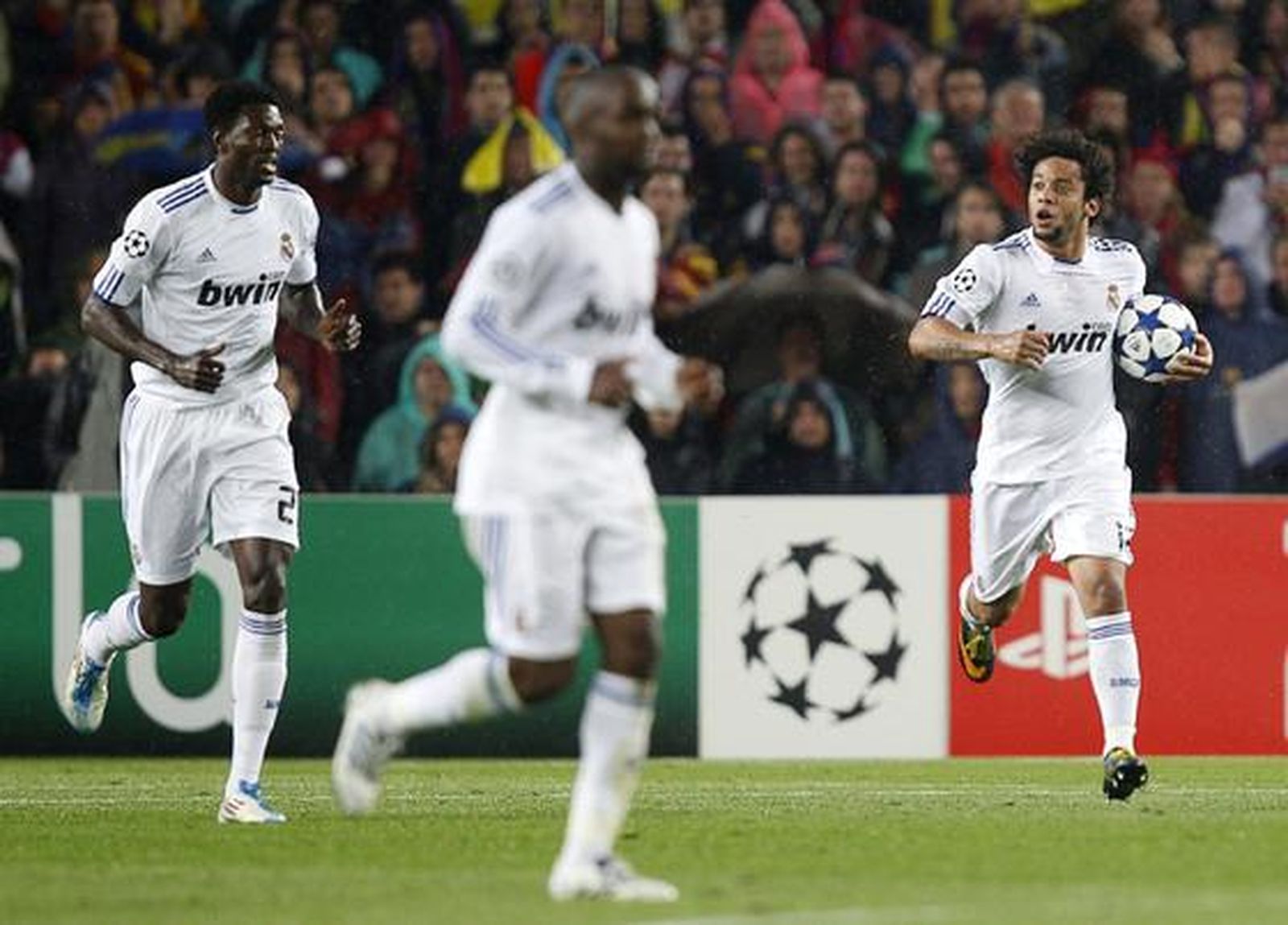 El Barcelona se clasifica para la final de la Liga de Campeones tras dejar fuera al Real Madrid (1-1). / Reuters