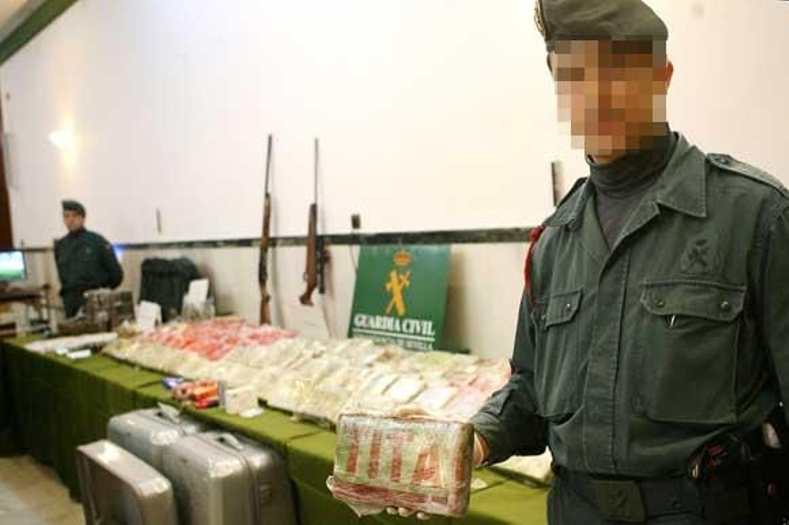 Quince detenidos en la incautación de 220 kilos de cocaína procedente de Argentina