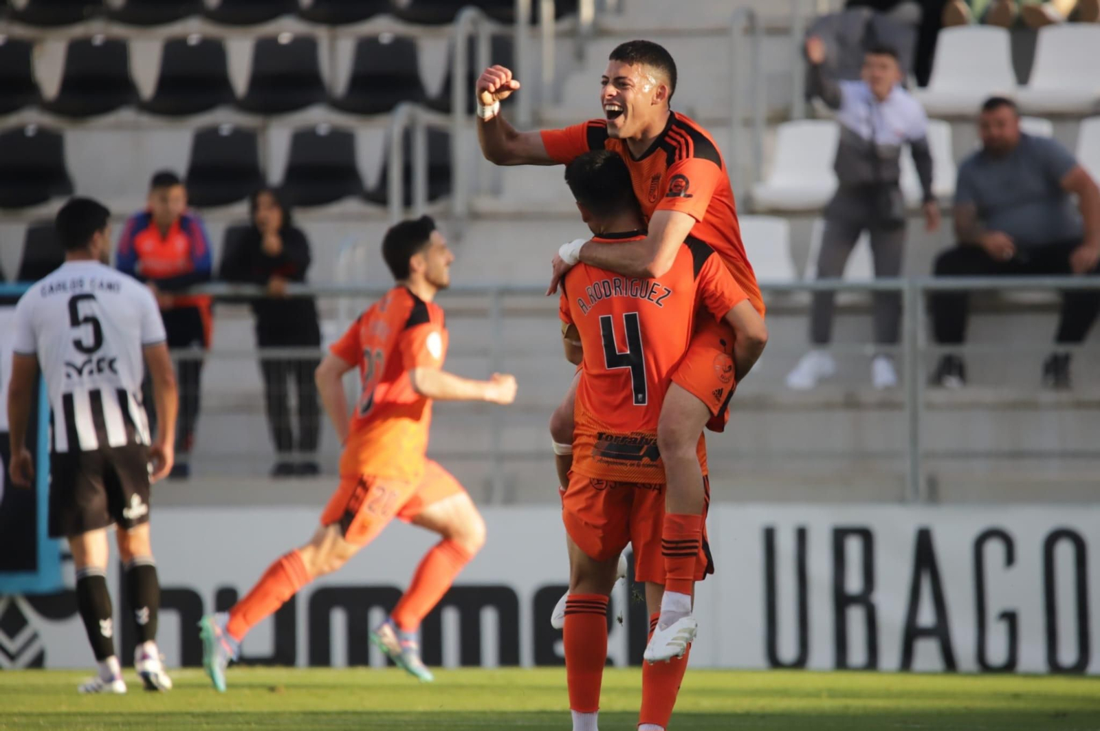 Imágenes del triunfo del Xerez CD ante la Balona en La Línea