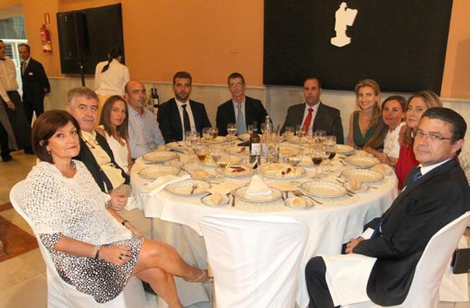 Belén Sánchez, Fernando Merchán, Mónica Silvera, Mariano Balsalobre Arenas, Rodolfo Hernández, Antonio Villanueva, Rafael Bonilla, Victoria Guzmán, Noemí Sanchís Morales, Rocío Marañón Mora y Augusto Romeo Granados.

Foto: Alberto Dominguez / Josue Correa / Canterla