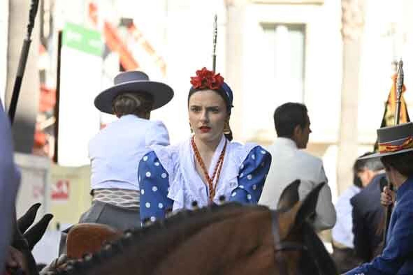 Las mejores imágenes de los peregrinos en la salida de Emigrantes