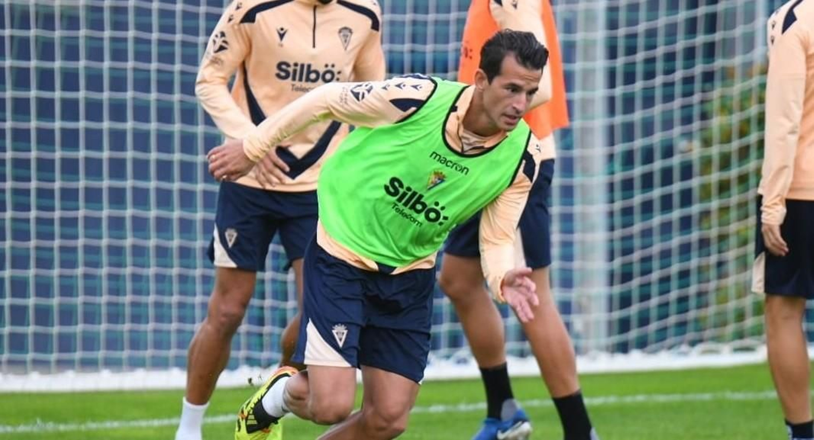 Luis Hernández en un entrenamiento.