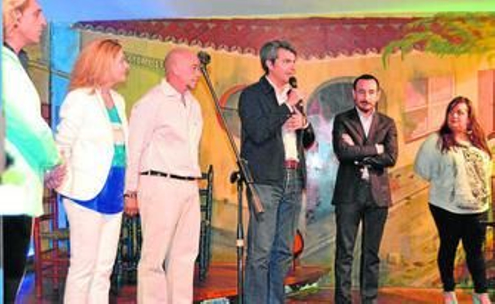 Momento de la reapertura de la peña Chato de La Isla.