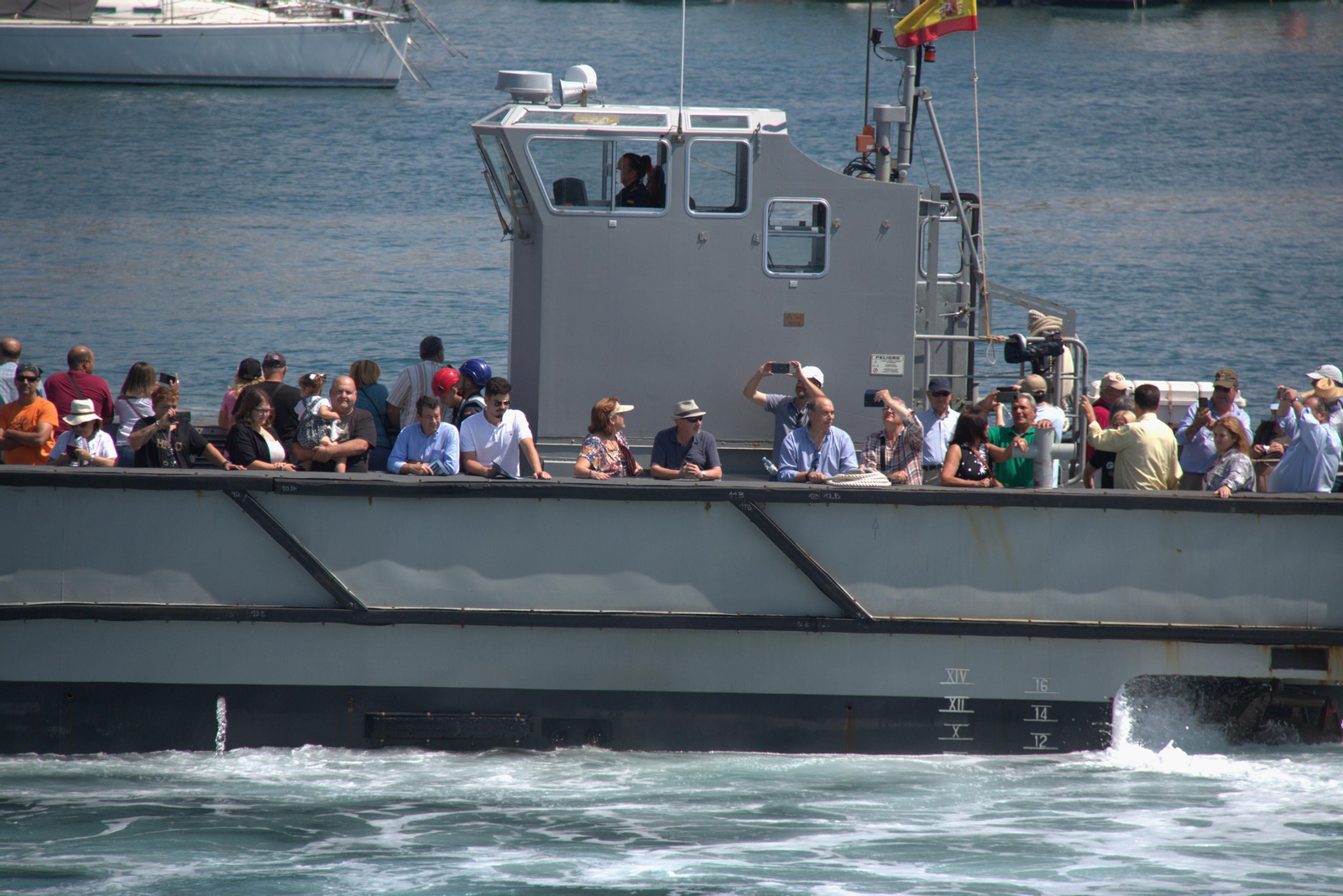 Éxito de participación para ver de cerca el despliegue de las Fuerzas Armadas en Motril