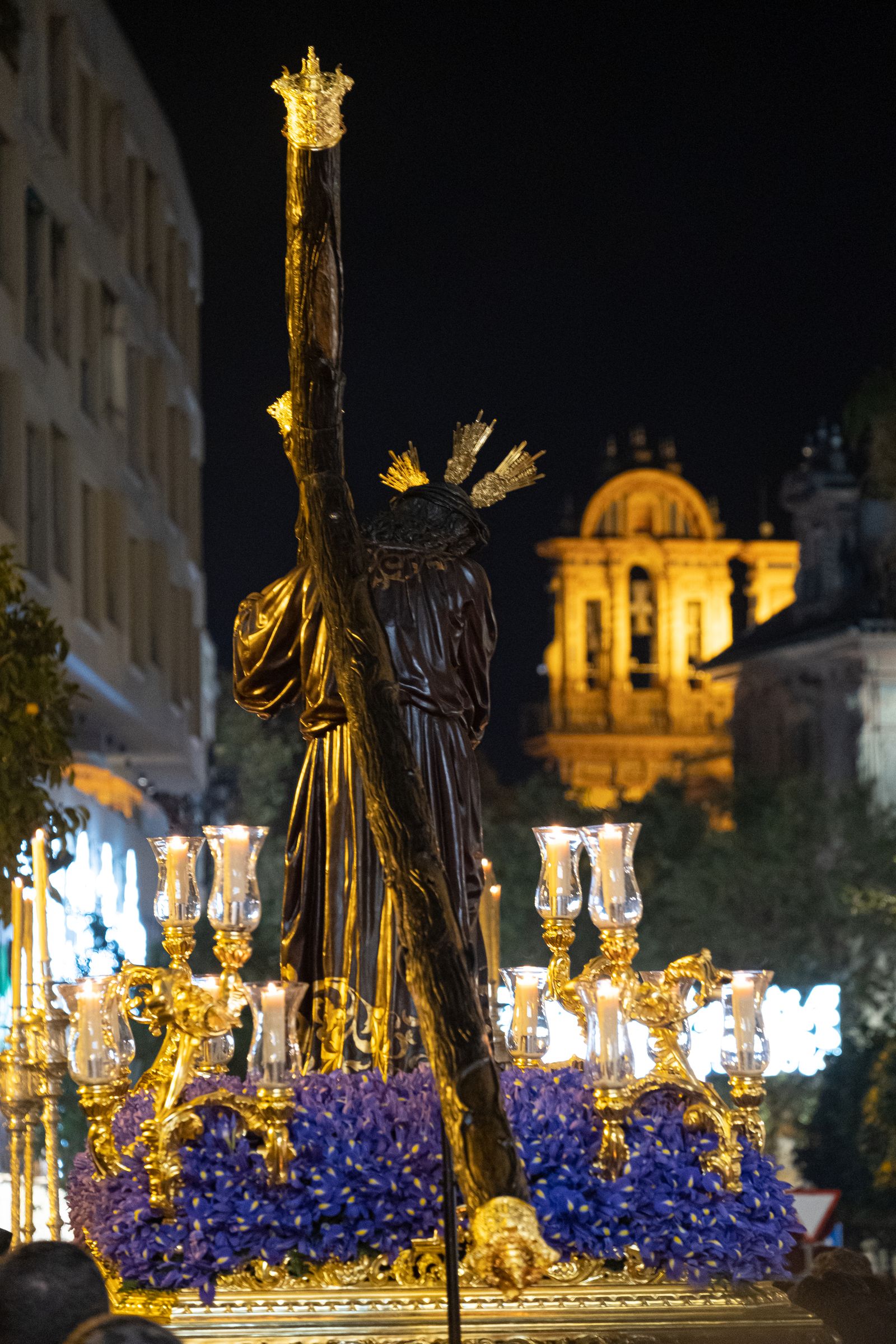El vía crucis extraordinario de la Candelaria, en imágenes