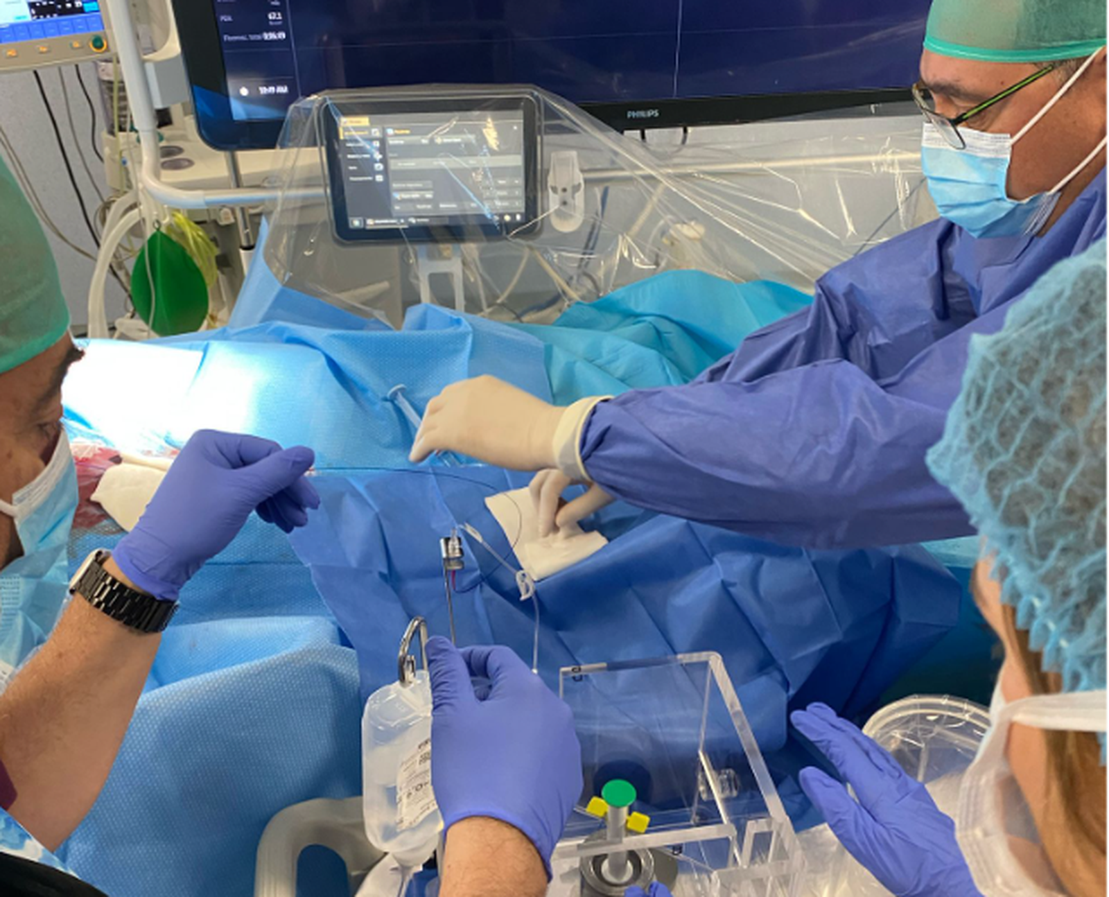 La sanidad almeriense sigue avanzando contra el cáncer; el Hospital Universitario Torrecárdenas suma a sus servicios nuevos tratamientos en el Servicio de Medicina Nuclear