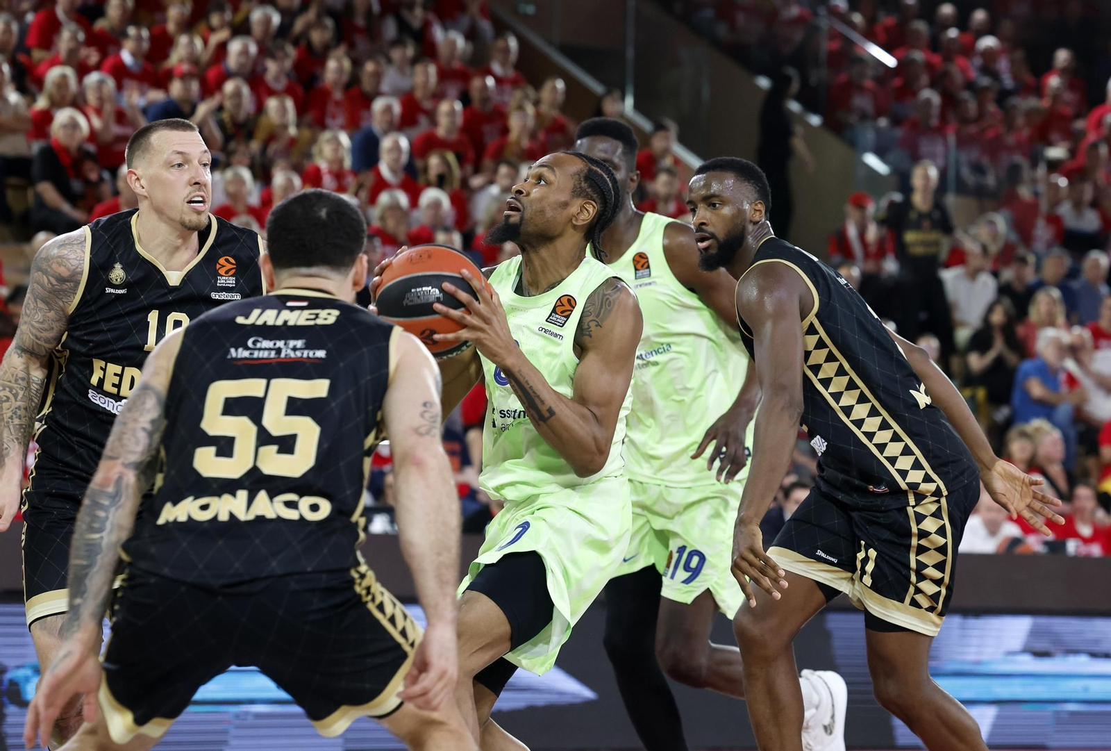 El Barça cede en Mónaco y se complica la vida en Euroliga