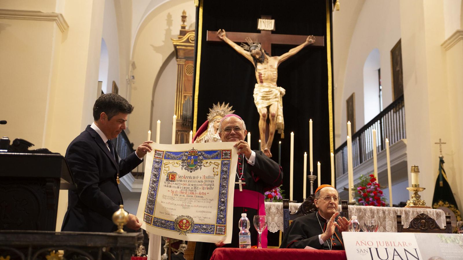 Rafael Llamas y Demetrio Fernández, durante el acto.