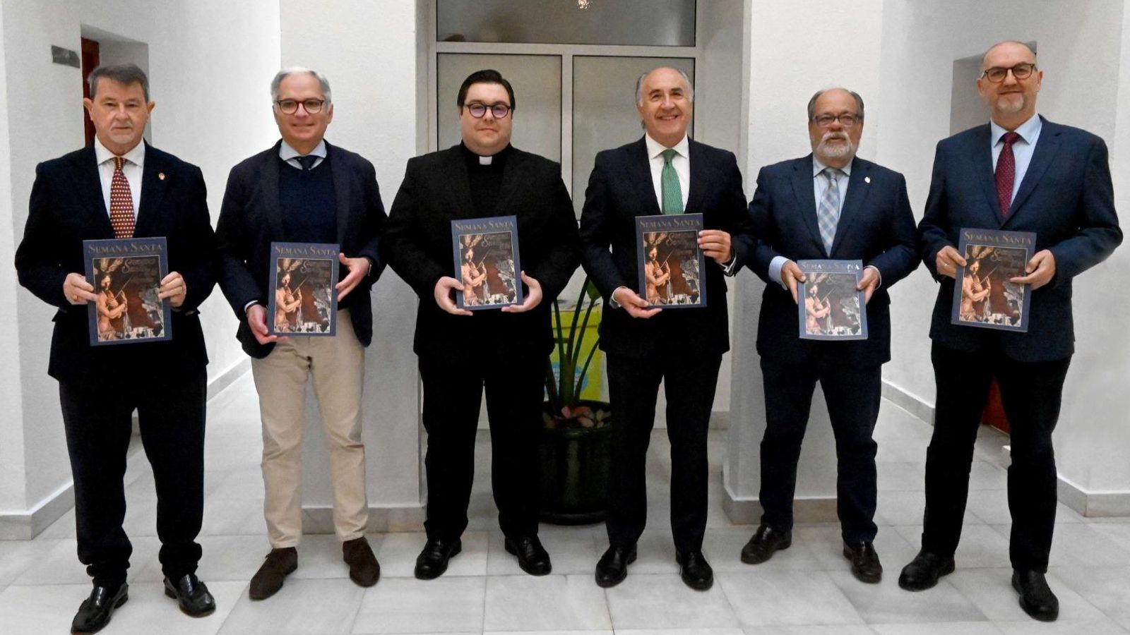 La presentación de la revistas oficial de la Semana Santa de Algeciras.