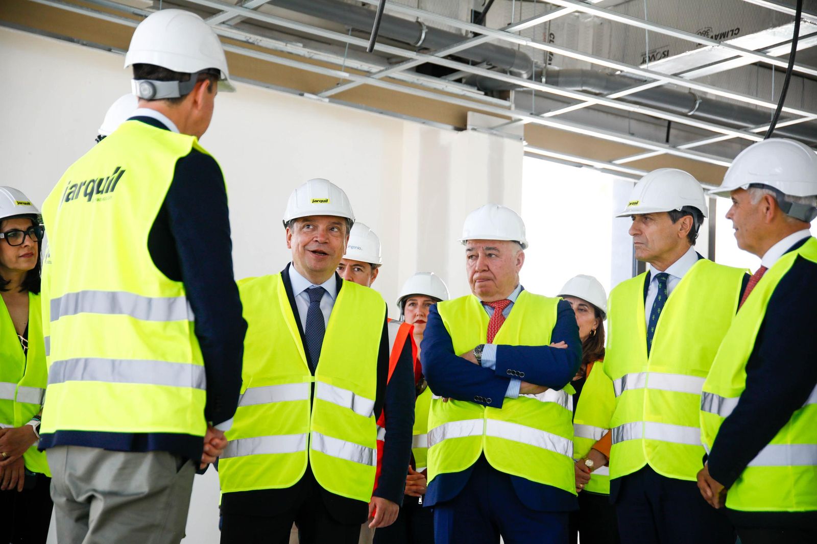 Luis Planas en una visita a la cooperativa Única