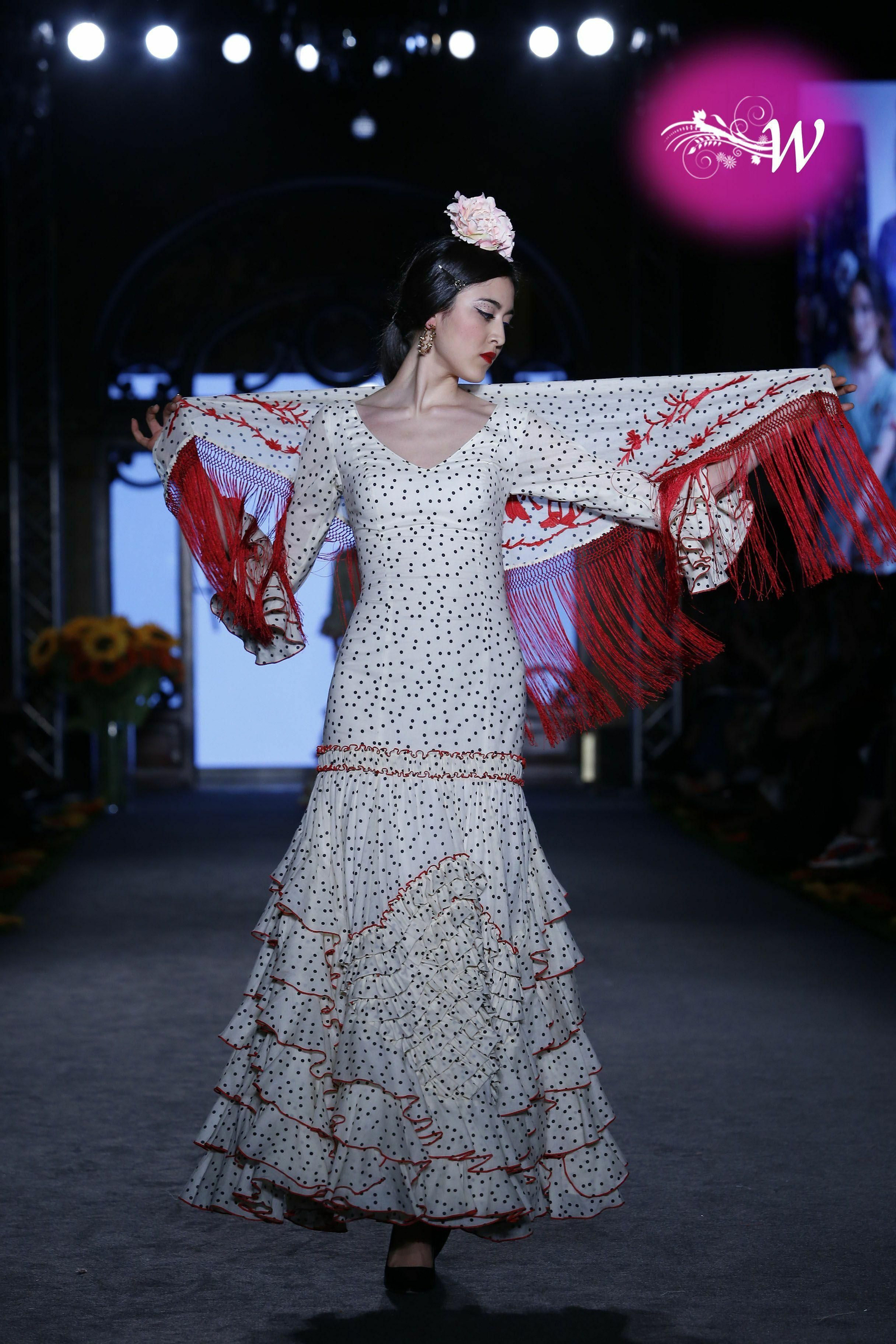 Pol Núñez celebra su 25 aniversario en We Love Flamenco 2020, todas las fotos del desfile Pol Núñez celebra su 25 aniversario en We Love Flamenco 2020, todas las fotos del desfile