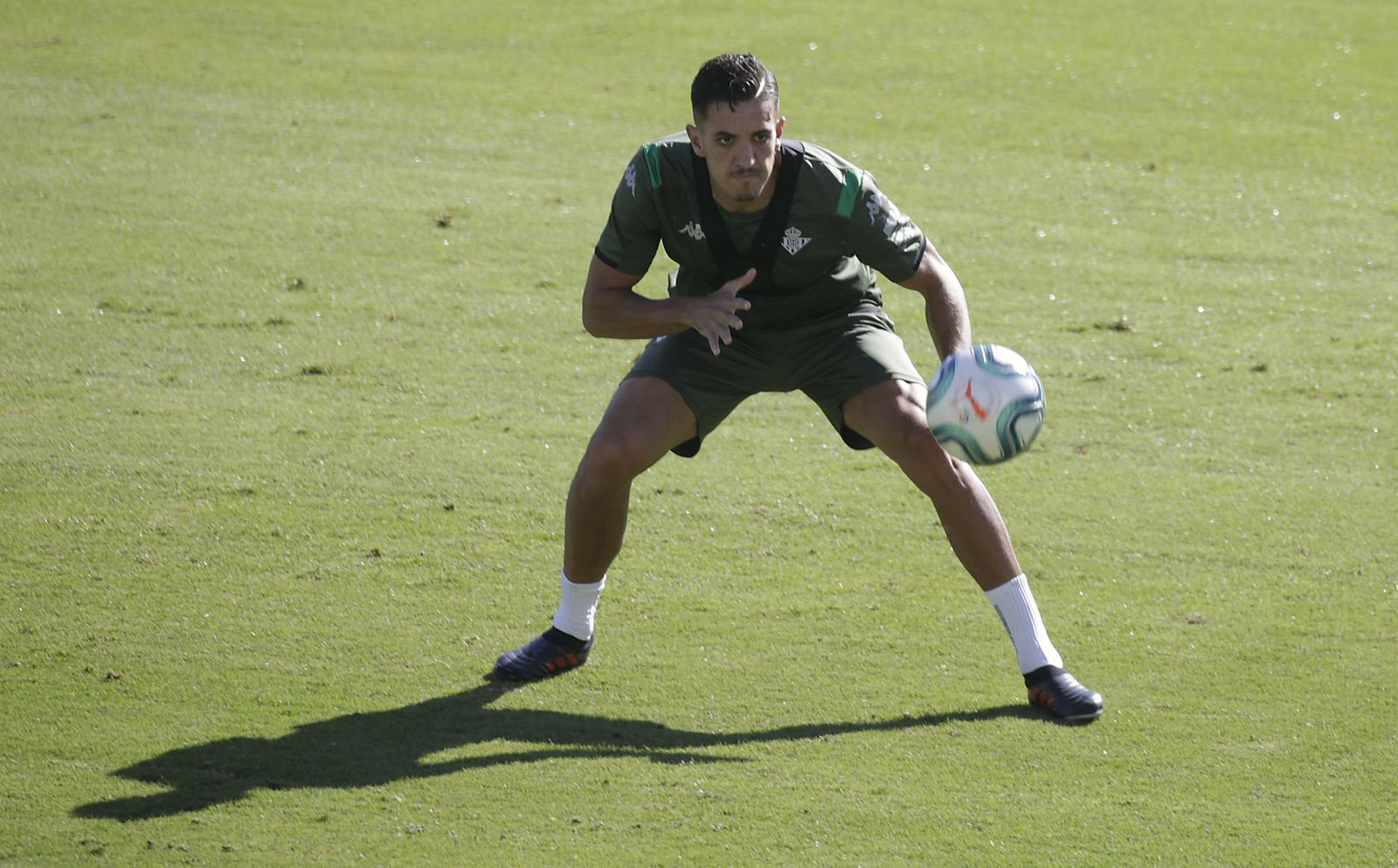 Feddal, durante un entreno en la ciudad deportiva Luis del Sol.